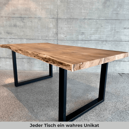 Massiver Akazienholztisch Siena