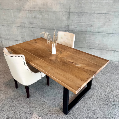 Massiver Akazienholztisch Siena